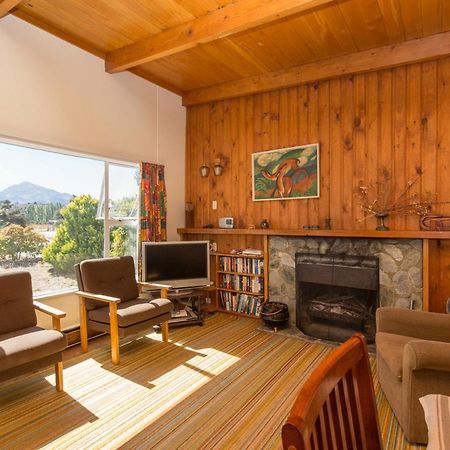 Southern Lakes Sweetie - Albert Town Bach Wanaka Exteriör bild