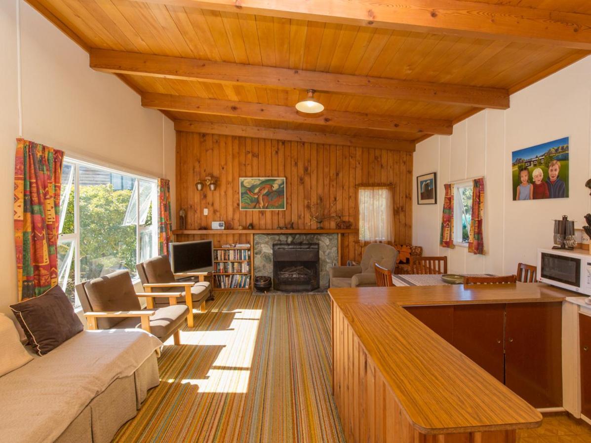 Southern Lakes Sweetie - Albert Town Bach Wanaka Exteriör bild